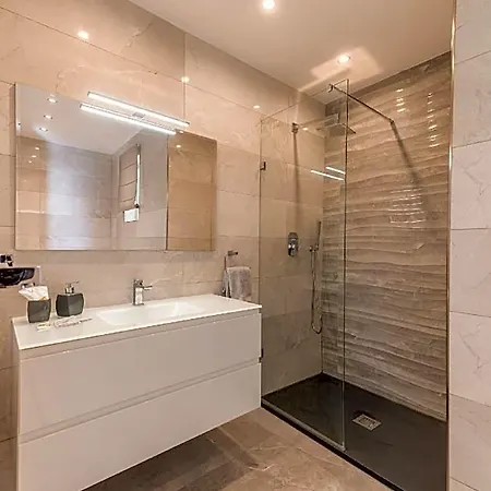 ホテル Harbour View Spacious 2br 2*