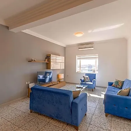 Harbour View Spacious 2br